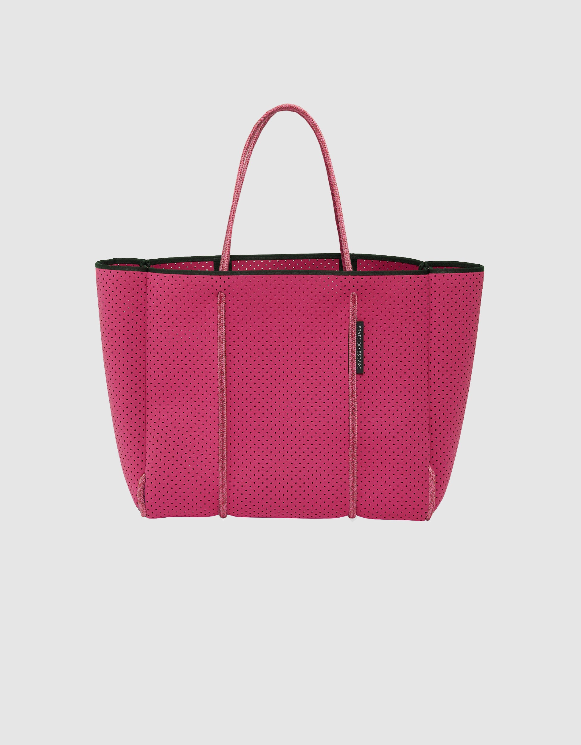 Flying Solo tote in raspberry – State of Escape