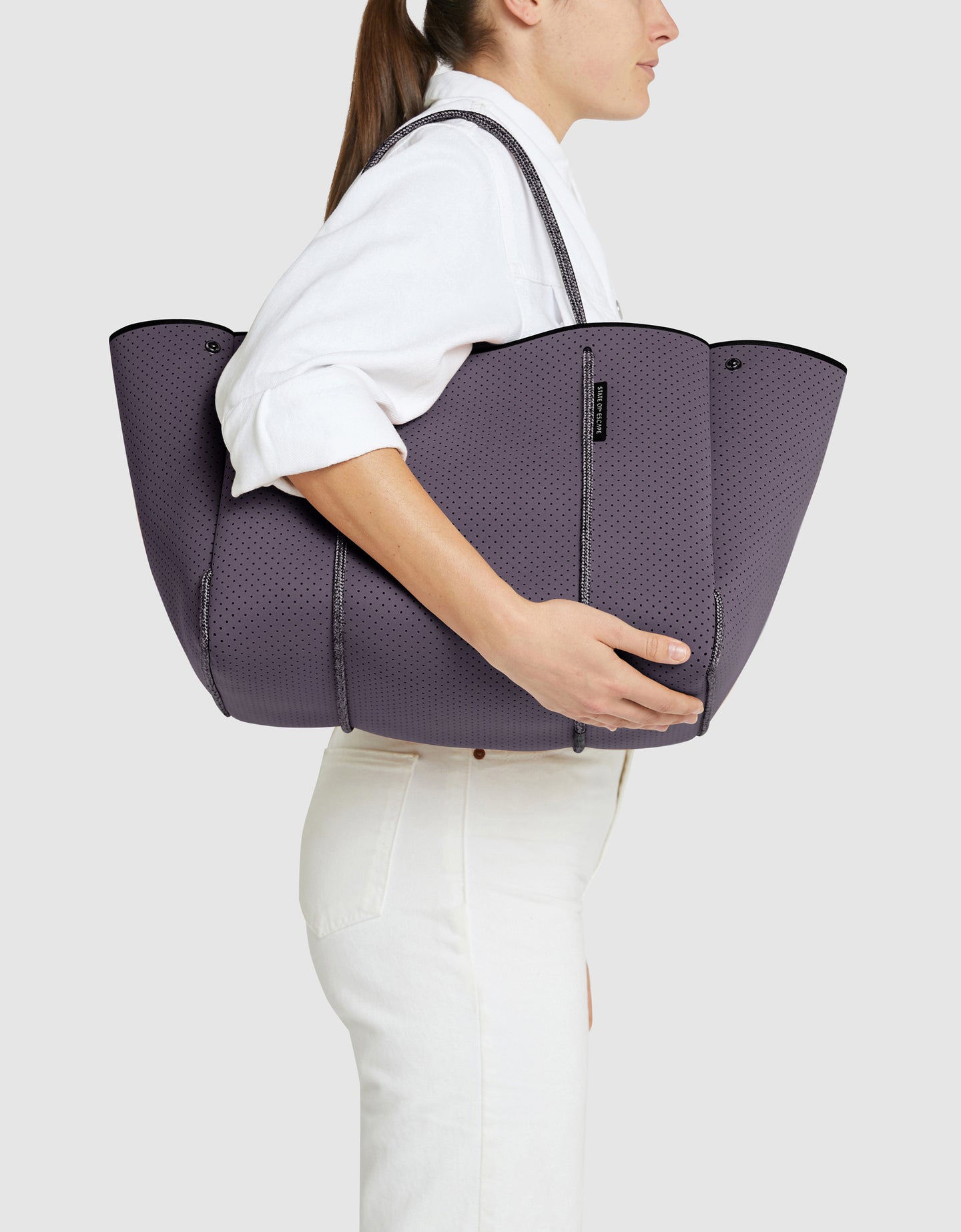 Escape tote in purple haze / mauve – State of Escape