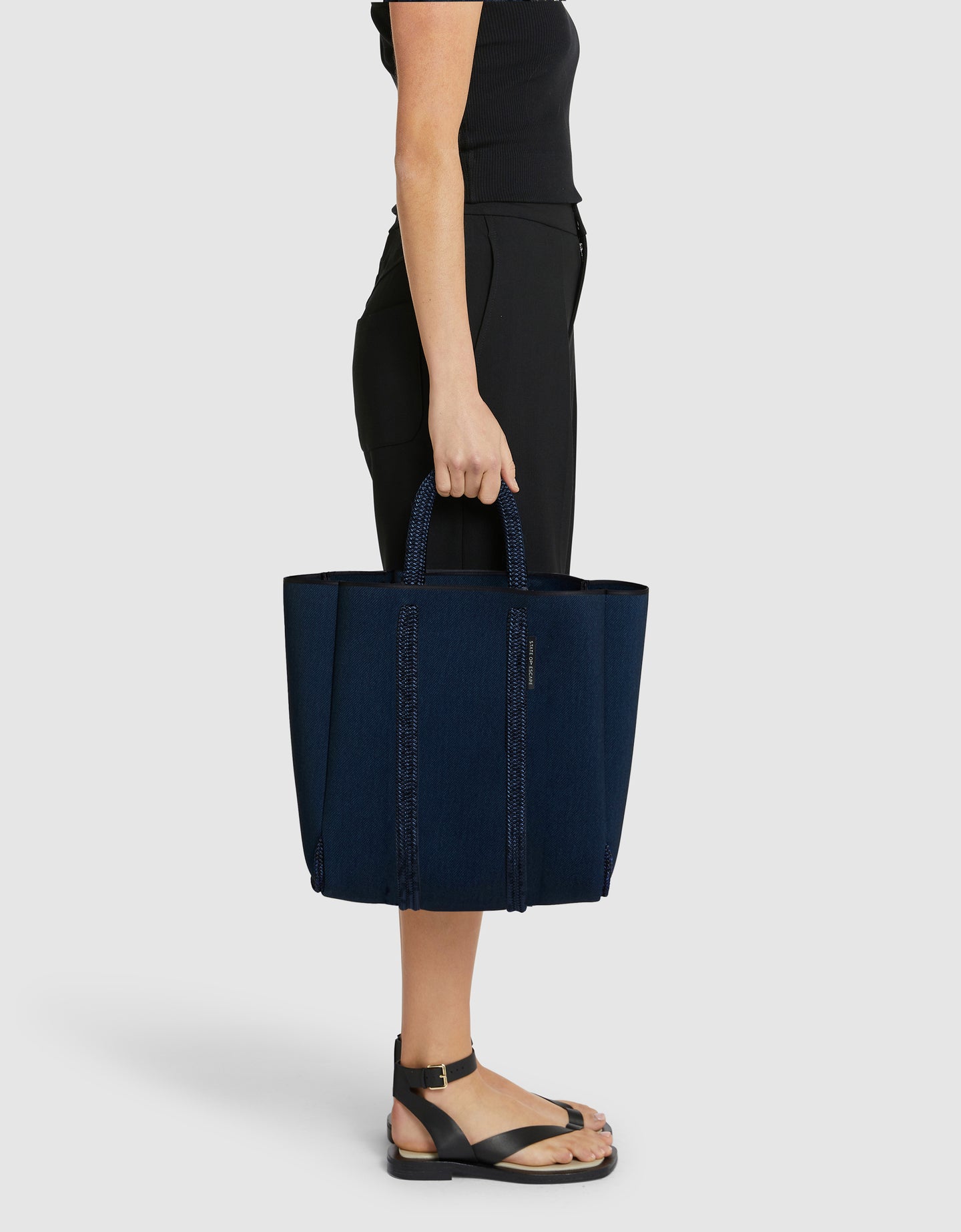 Satellite Folio tote in large dark denim – State of Escape