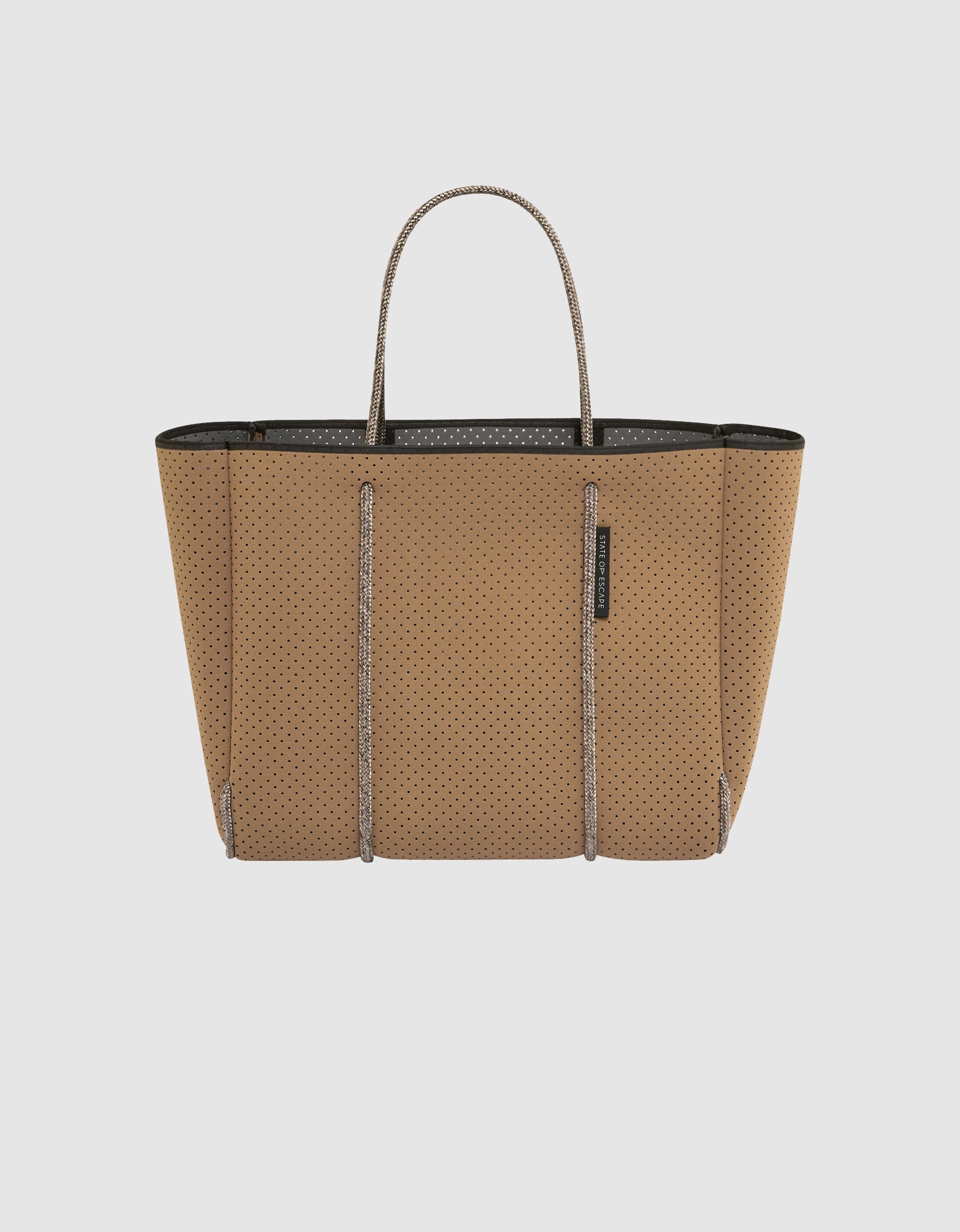 Flying solo tote in caramel / steel – State of Escape