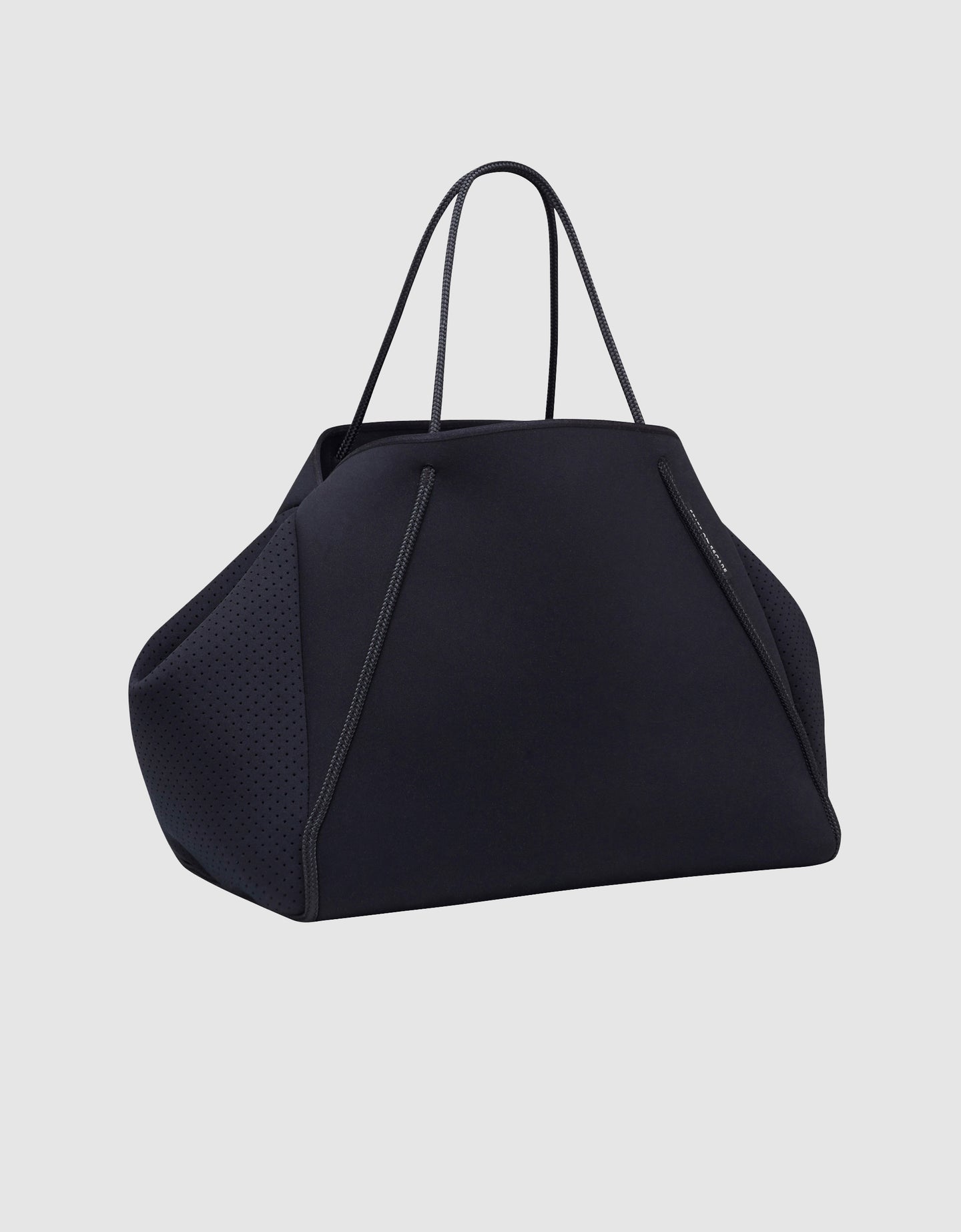 Guise Tote Bag in Black Out |State of Escape